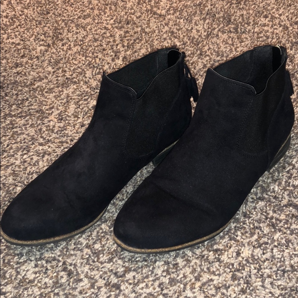 Dr Scholls Black flat booties with memory foam